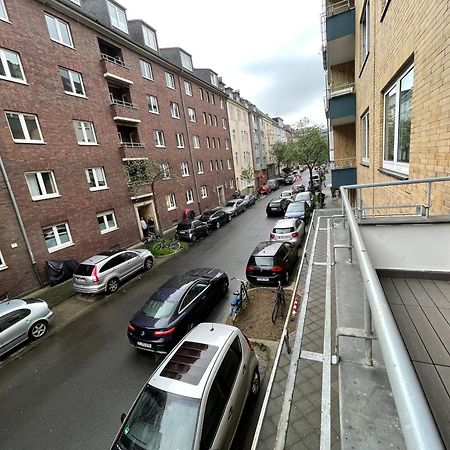 Cozy Apartment City Nightlife Dusseldorf Bagian luar foto