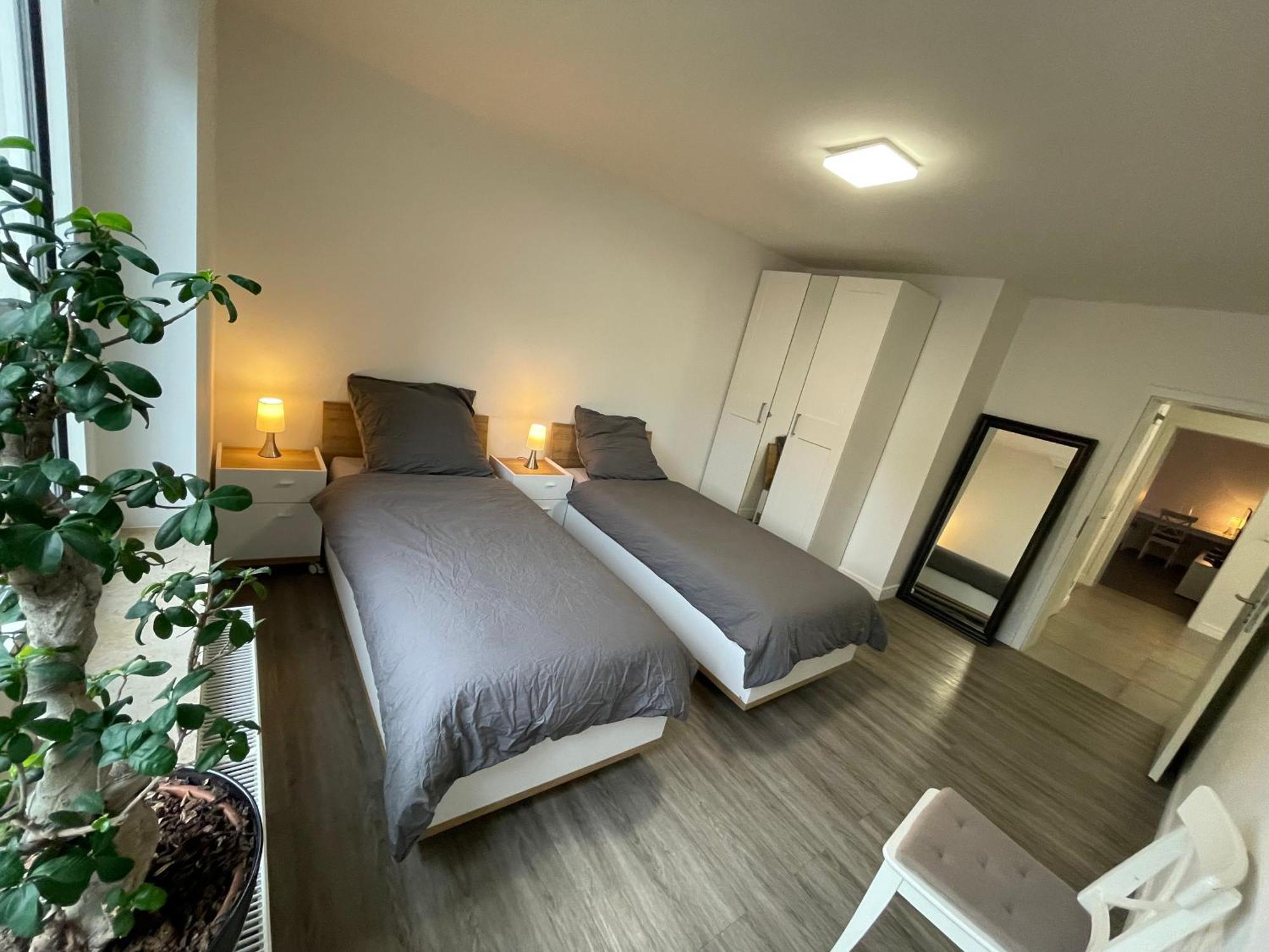 Cozy Apartment City Nightlife Dusseldorf Bagian luar foto
